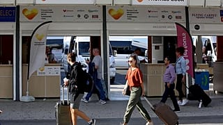 Megélhetésük elvesztésétől félnek a Thomas Cook krétai alkalmazottai 