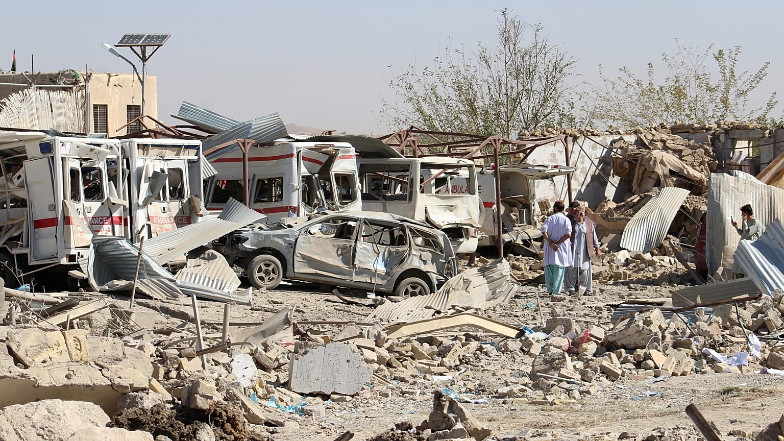Afganistan'da Cumhurbaşkanı Eşref Gani'nin seçim bürosuna bombalı saldırı: 3 ölü, 7 yaralı
