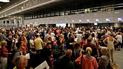 Thomas Cook'un iflasının ardından 16 bin 500 kişiyi İngiltere'ye getirme operasyonu