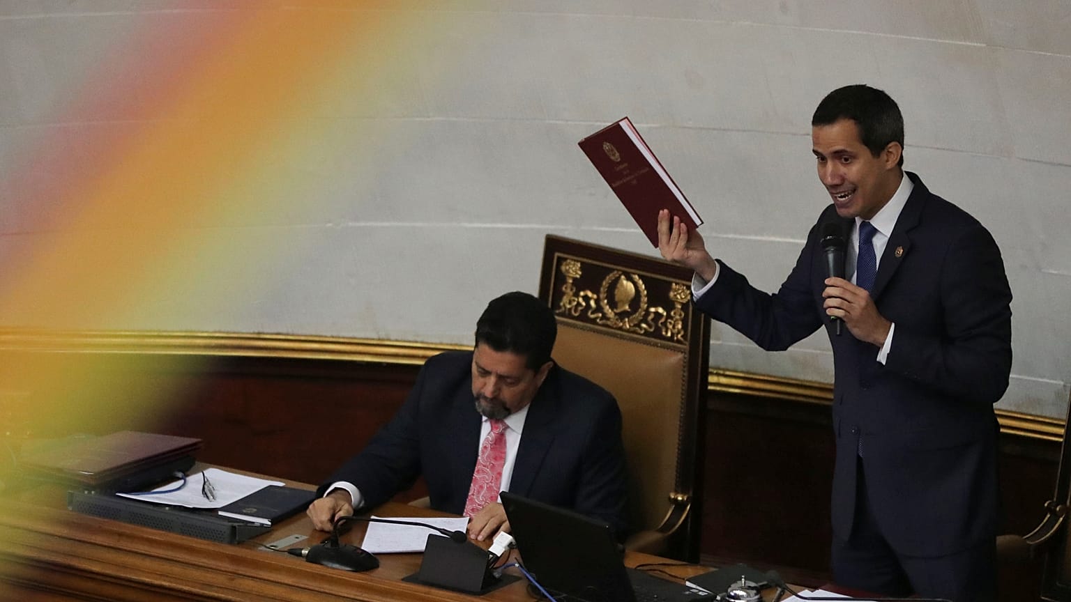 I chavisti tornano in parlamento