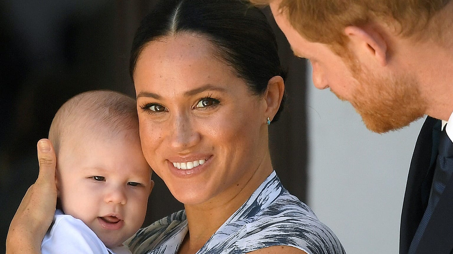 Royaler Einsatz: Harry & Meghan präsentieren Baby Archie in Südafrika