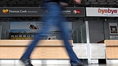 Ein geschlossener Thomas Cook- Schalter am Flughafen Hannover