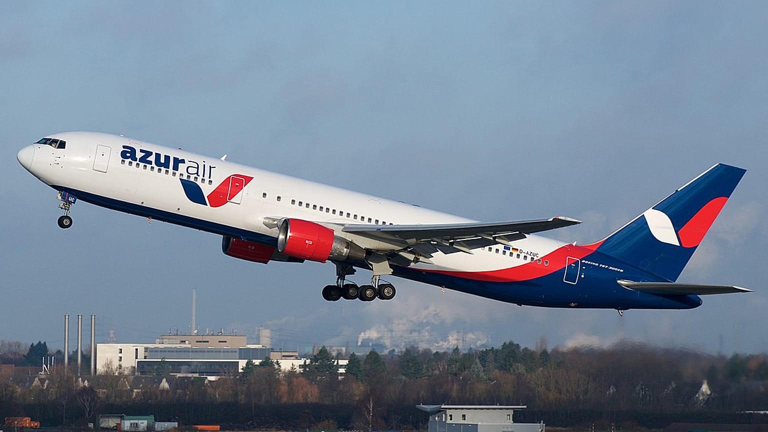 Archivfoto: Boeing 767 von Azur Air.