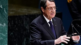 Επέστρεψε στην Κύπρο ο Πρόεδρος Αναστασιάδης μετά το τεχνικό πρόβλημα στο αεροσκάφος