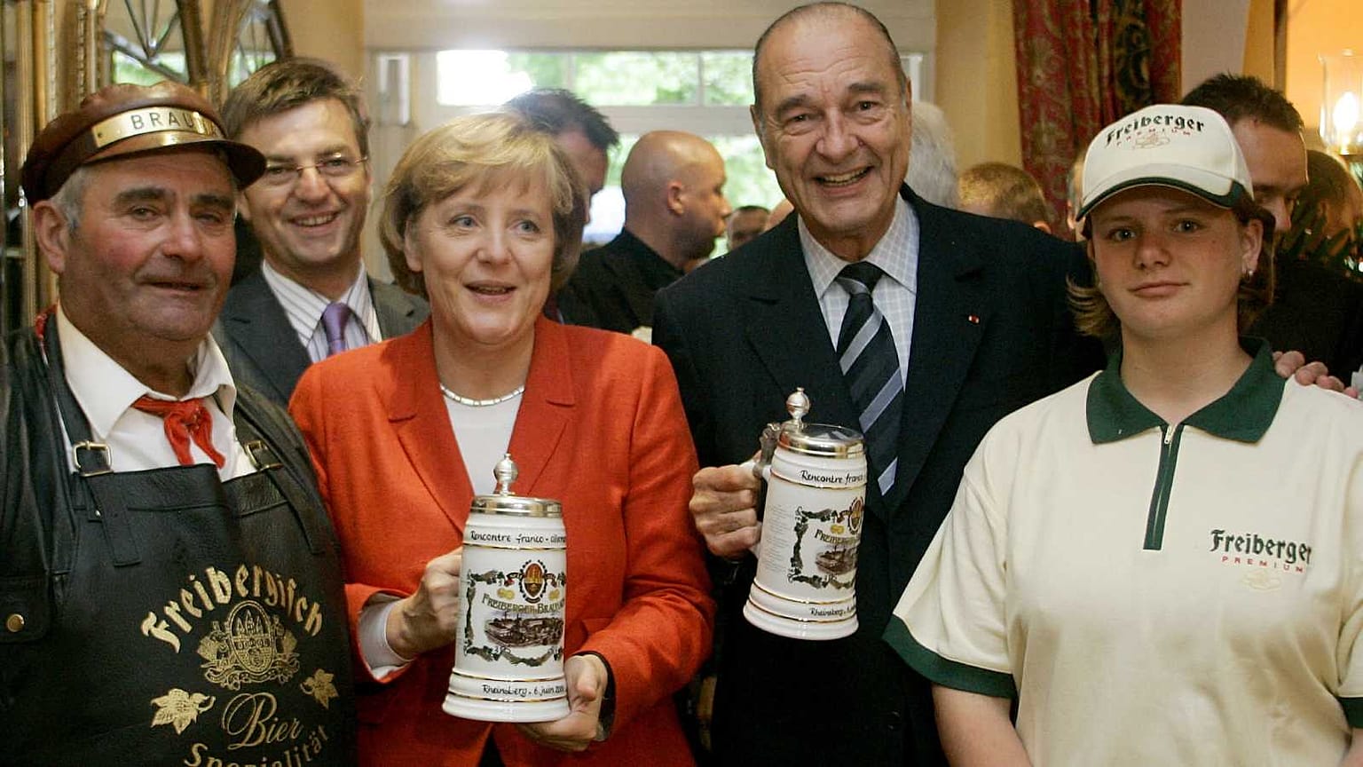 Jacques Chirac et Angela Merkel, à Rheinsberg en Allemagne, le 6 juin 2006 