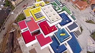 Kalózhajó, tigris és hasazó sportoló - Legóból