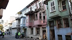 26 Eylül 2019'da meydana gelen depremde hasar gören 3 bina