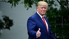 Trump'a yönelik azil soruşturmasına ABD'li eski diplomat ve üst düzey yetkililerden destek