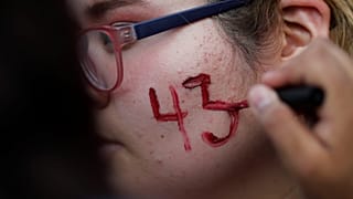Mexiko: Gedenktag für die 43 verschwundenen Studenten 