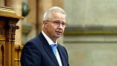 Avrupa Komisyonu genişleme komiserliği adayı Troscanyi'ye AP'den ret