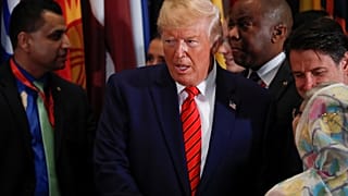 Donald Trump desmente presidente iraniano sobre negociações