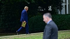 Trump'ın azil süreci: Dışişleri Bakanı Pompeo'dan Ukrayna ile ilgili belgeler istendi