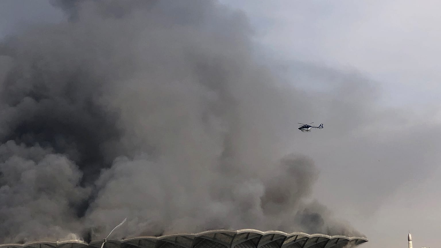 Arabie Saoudite : un violent incendie détruit une gare à Djeddah