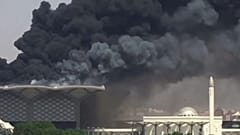 Feuer im Bahnhof von Dschidda