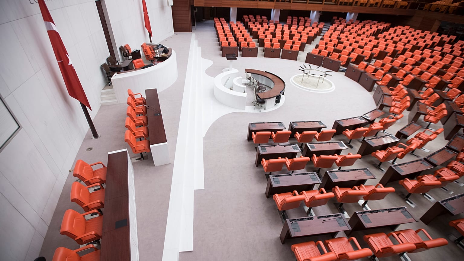 TBMM'de yasama yılı başlıyor: Yargı reformunun ilk paketinde neler var?