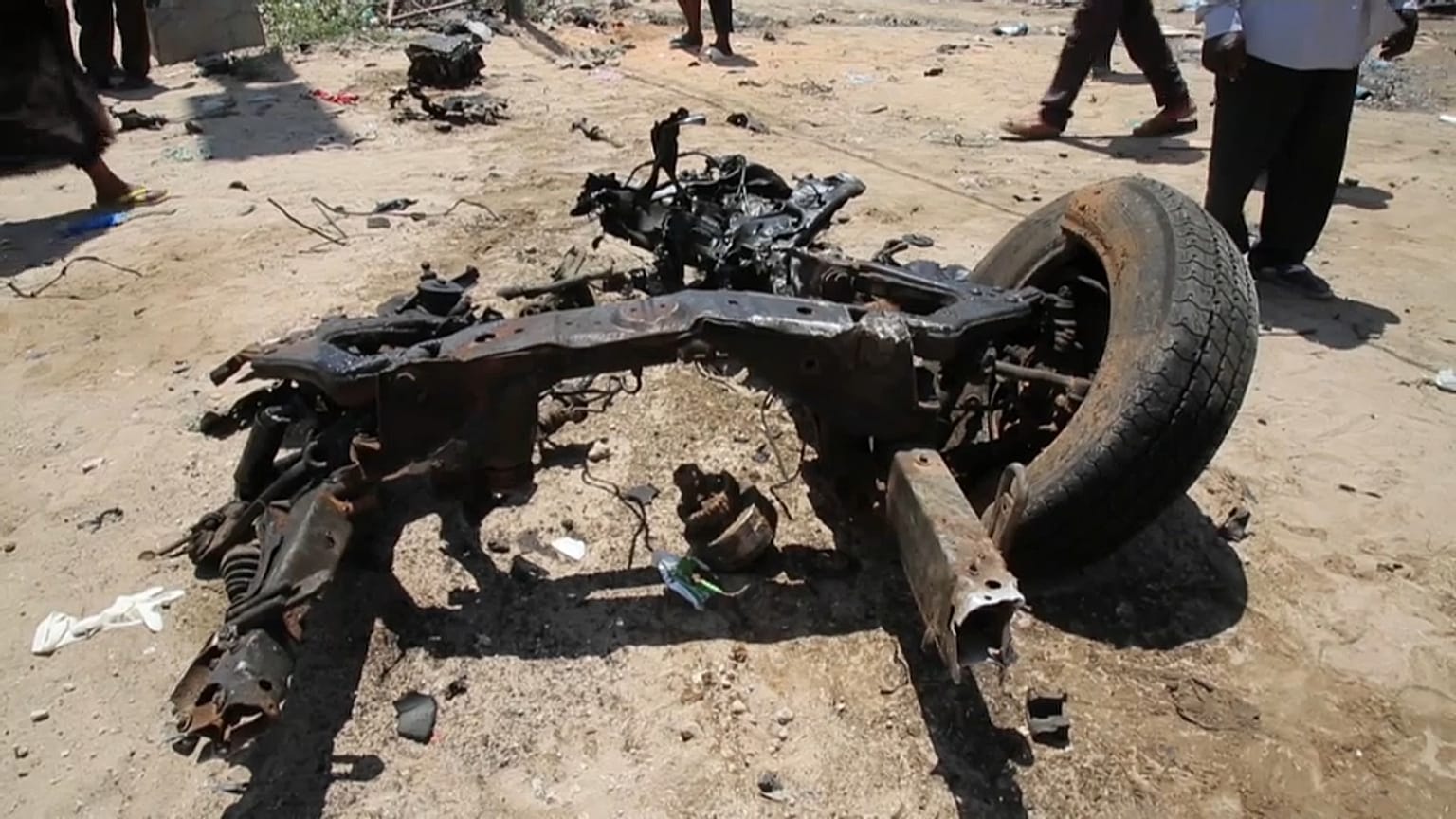 Somalia: Ataque de una base de EEUU y un convoy militar de la Unión Europea