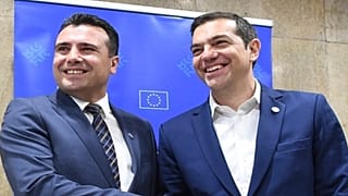 Συνάντηση Τσίπρα-Ζάεφ στα Σκόπια