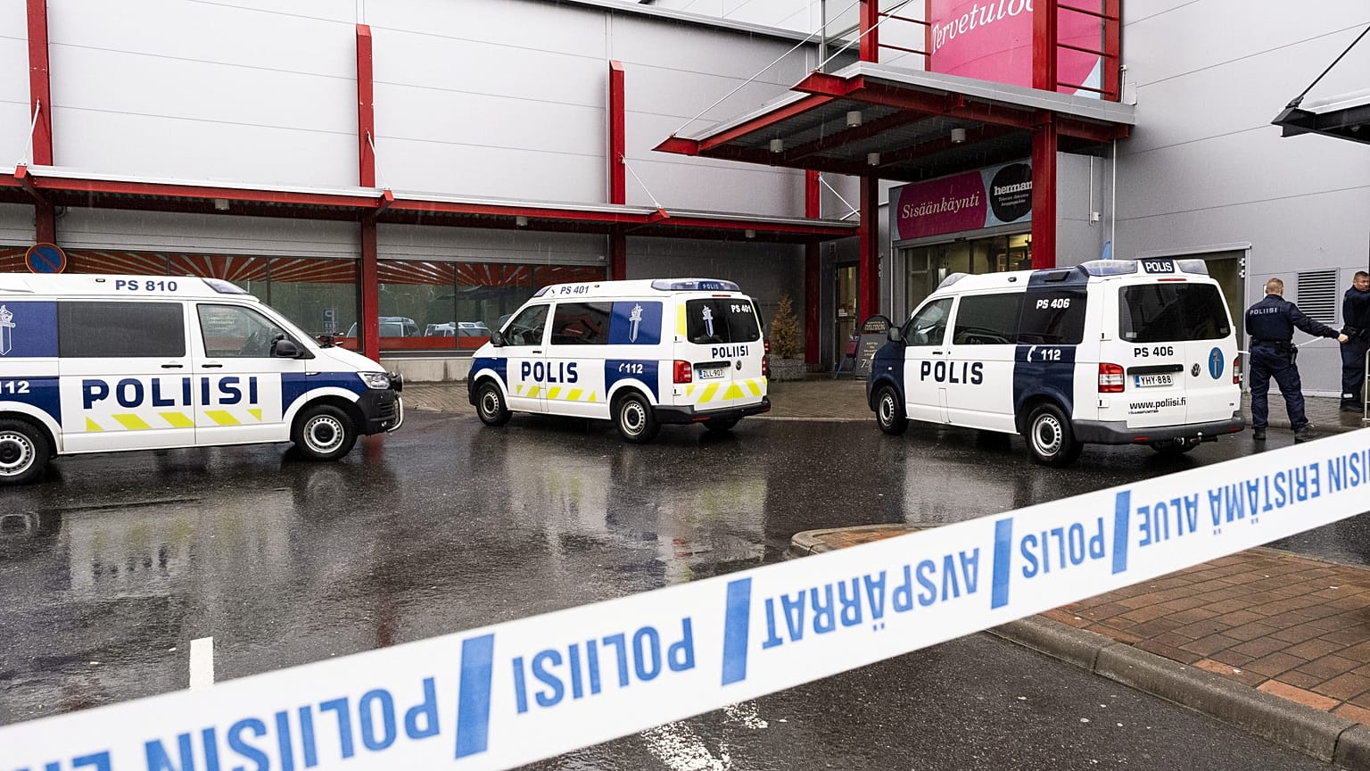 Finlandiya'da okulda kılıçlı saldırı: 1 ölü, 10 yaralı