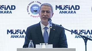 Akar: F-35 olmuyorsa Hürkuş’u yaptık; Patriot olmuyorsa 'Siper'i yapıyoruz