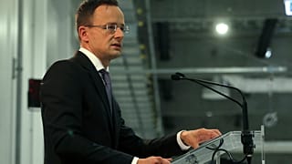 Szijjártó: sértés, hogy Magyarországon ne lenne sajtószabadság