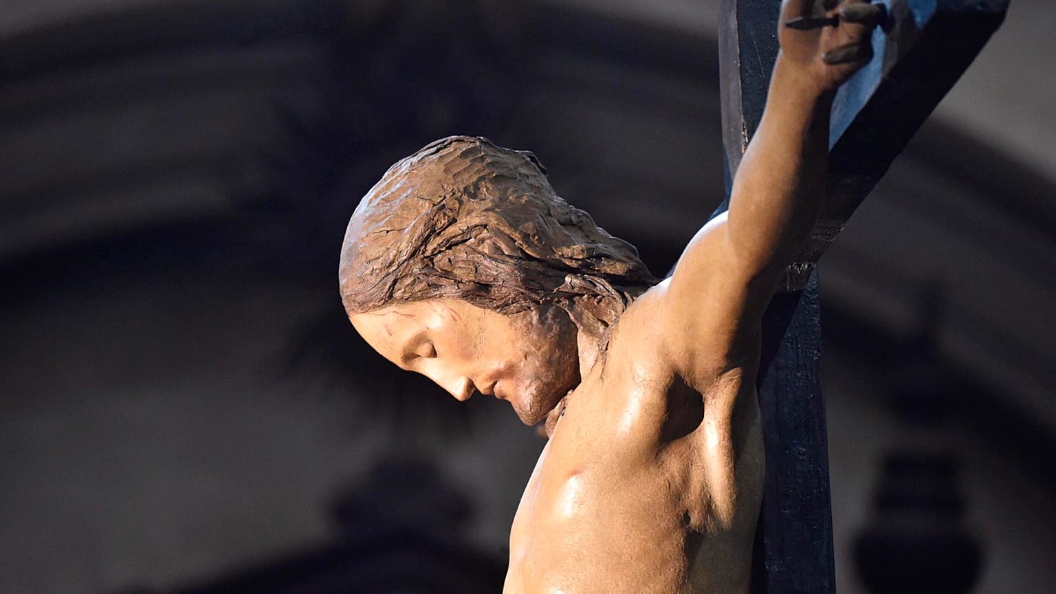 Michelangelo által készített feszület egy római templomban