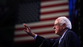 Bernie Sanders suspende la campaña al tener que someterse a una cirugía en el corazón