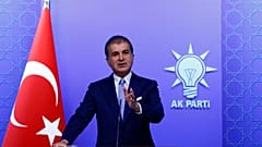 AK Parti Genel Başkan Yardımcısı ve Parti Sözcüsü Ömer Çelik, AK Parti MYK toplantısı devam ederken basın mensuplarına açıklamalarda bulundu. 