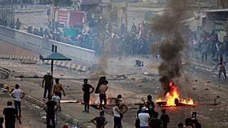 جانب من المظاهرات التي تعم العاصمة العراقية احتجاجاً على سوء الأوضاع الاقتصادية 2 تشرين الأول/ أكتوبر 2019