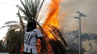 کشته‌های ناآرامی های عراق به ۱۹ نفر رسید؛ از بسته شدن مرزهای ایران تا منع رفت و آمد در بغداد