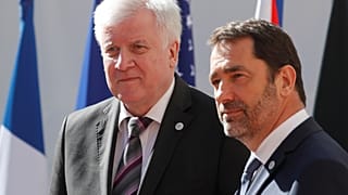 Σε Άγκυρα και Αθήνα για το προσφυγικό Ζεεχόφερ, Καστανέρ και Αβραμόπουλος