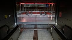 Κλειστός σταθμός μετρό κατά τη διάρκεια απεργίας 