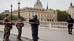 Paris Emniyet Müdürlüğü’ndeki saldırıyla ilgili şu ana kadar neler biliyoruz?