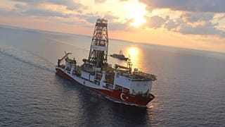 Yavuz gemisi sondaj faaliyetleri için Akdeniz'de