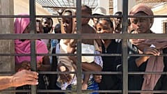 از تجاوز تا قاچاق انسان؛ چشم پوشی آژانس پناهندگان سازمان ملل از نقض گستردۀ حقوق مهاجران در لیبی