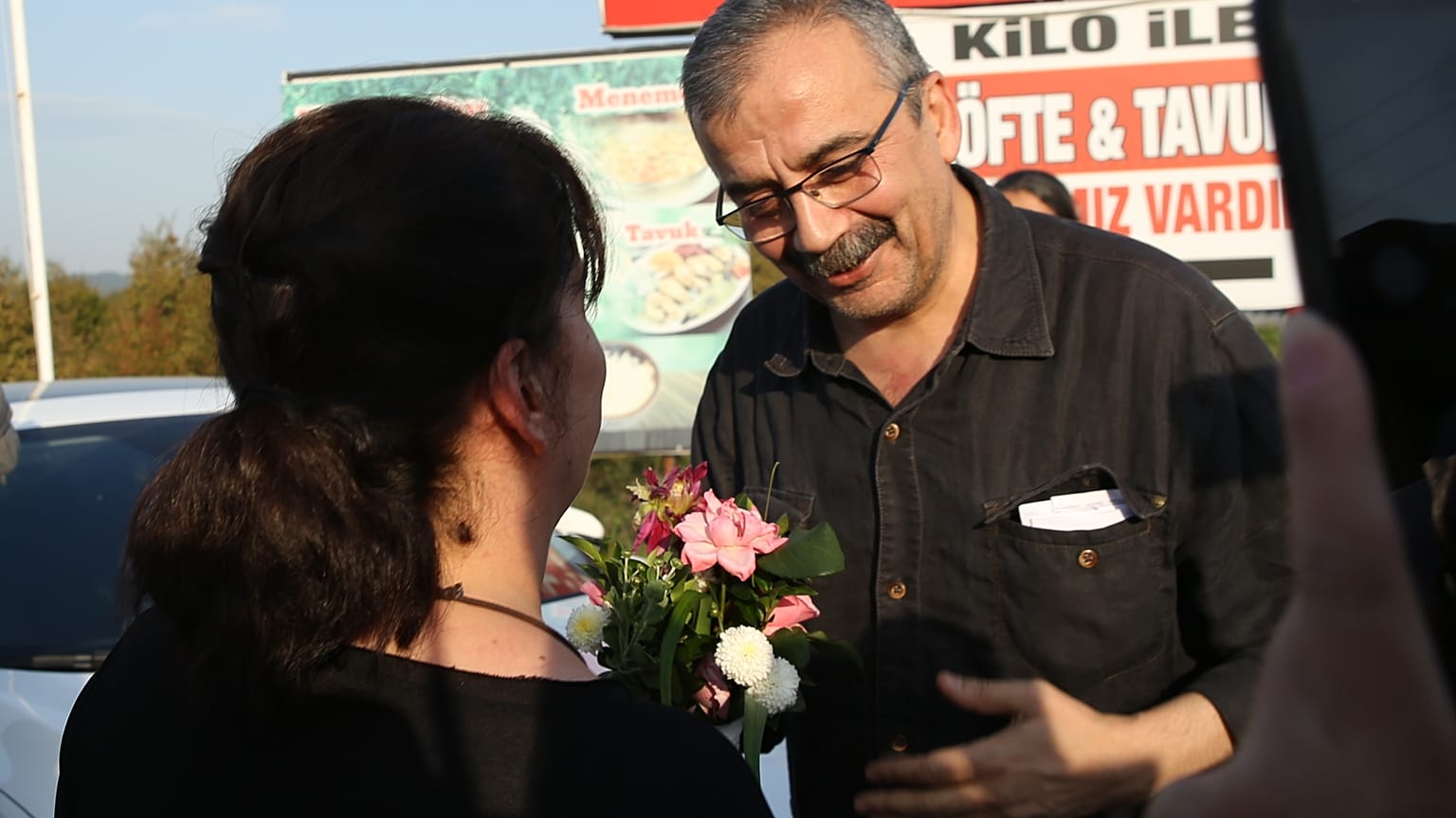 Eski HDP Ankara Milletvekili Sırrı Süreyya Önder, İstanbul 26. Ağır Ceza Mahkemesinin kararının ardından tahliye edildi. ( Tahir Turan Eroğlu - Anadolu Ajansı )