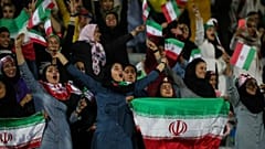 نخستین حضورِ آزاد در آزادی؛ زنان ایرانی بدون گزینش بلیط تماشای فوتبال خریدند