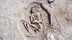 Arslantepe Höyüğü'ndeki kazılarda 5700 yıllık çocuk iskeleti bulundu