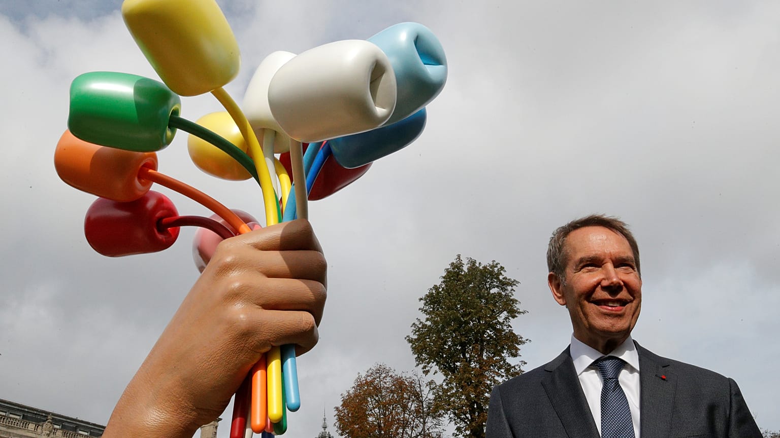 Inaugurada en París una polémica obra de Jeff Koons
