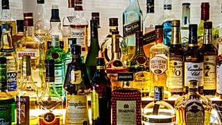 Venda de bebidas alcoólicas passa a ser limitada em Cabo Verde