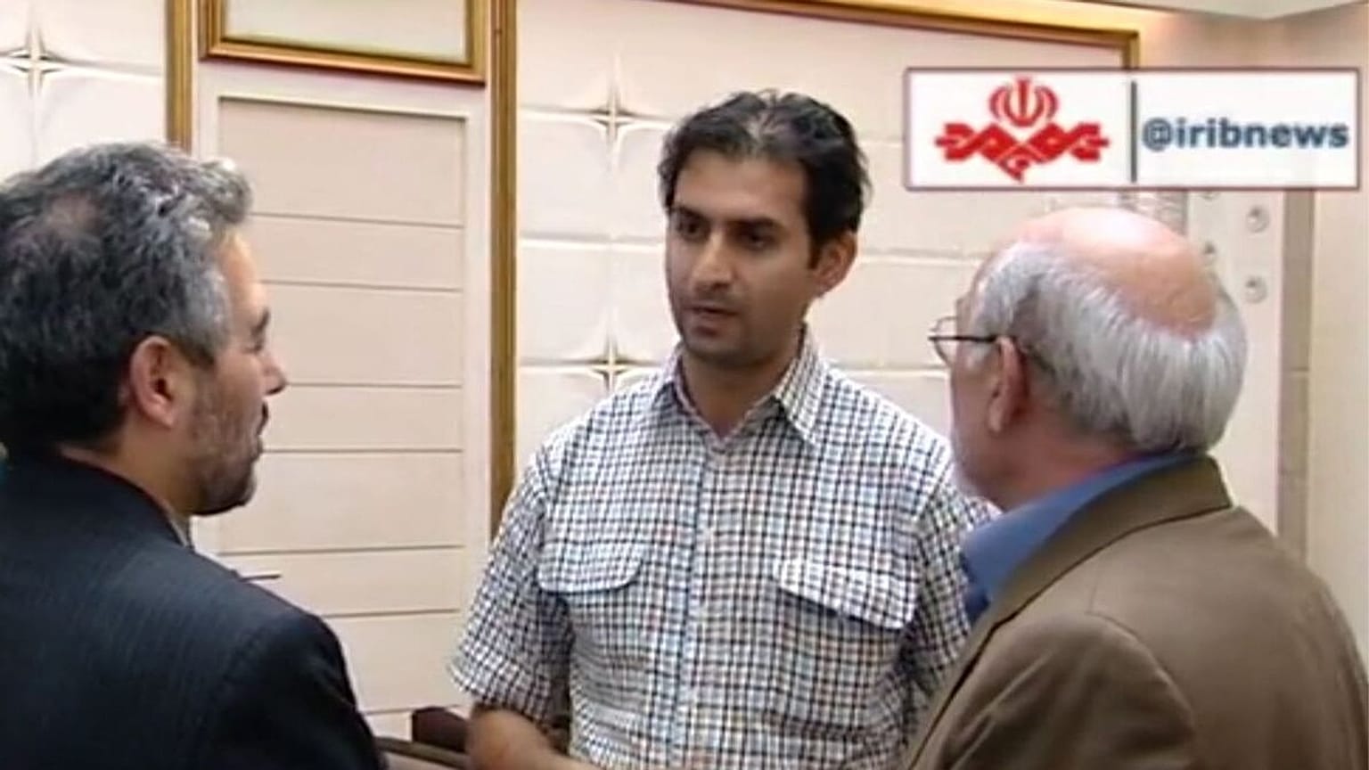 رضا دهباشی کیوی