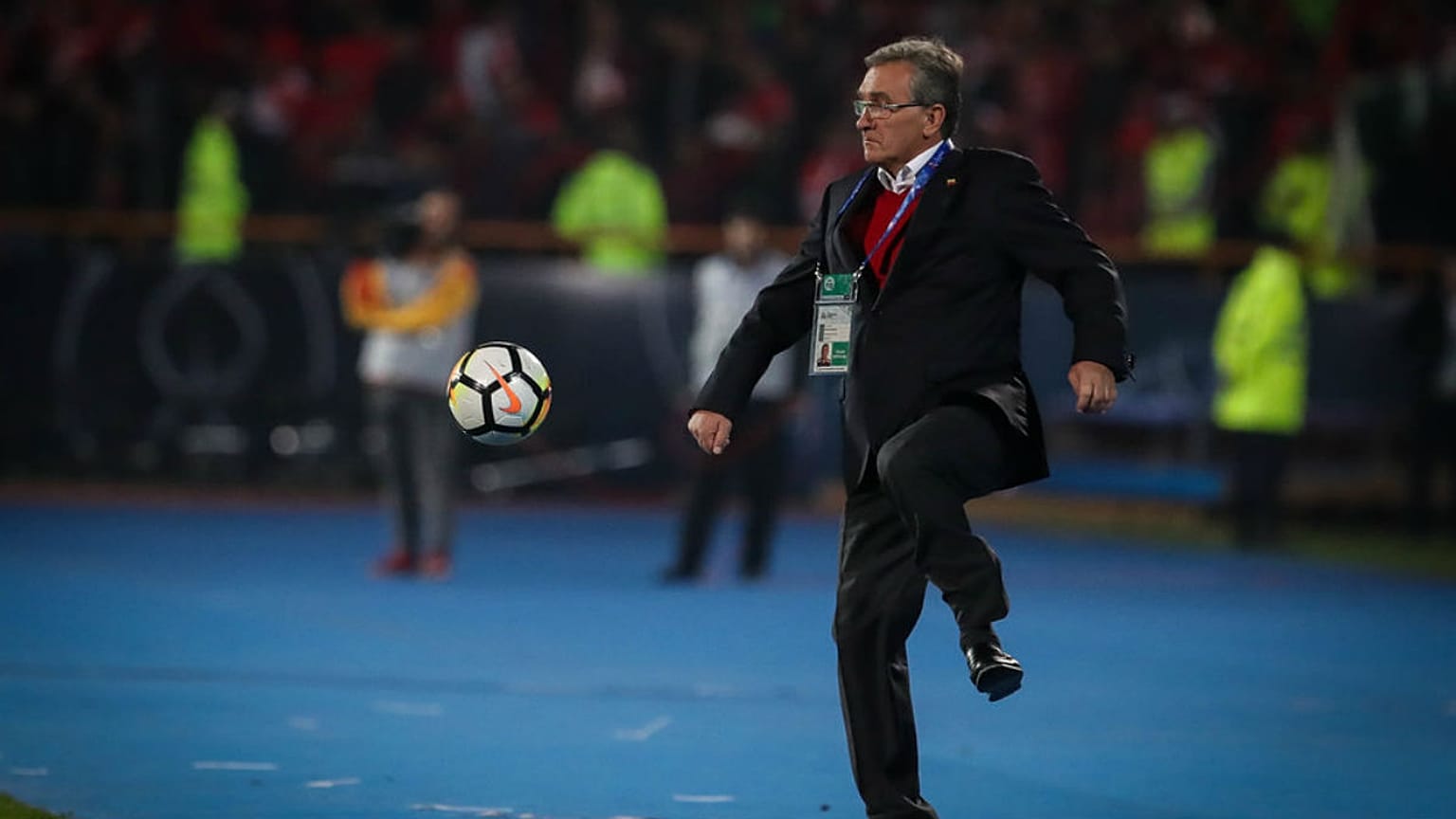 برانکو: پرسپولیس هنوز برای قهرمانی فرصت دارد؛ فعلا امکان بازگشت ندارم
