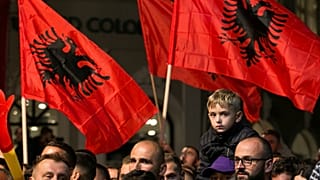 Législatives au Kosovo : l'opposition éjecte les ex-chefs de guerre albanais