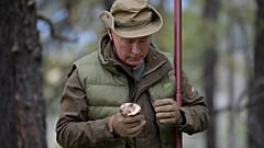 Wladimir Putin feiert 67. Geburtstag in den sibirischen Bergen 