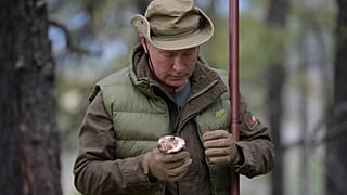 Wladimir Putin feiert 67. Geburtstag in den sibirischen Bergen 