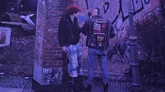 Gli anni Ottanta sotto il Muro di Berlino in un'opera panoramica