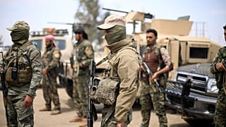  Fighters of Syrian Democratic Forces (SDF) are seen in Deir al-Zor, Syria May 1, 2018. 