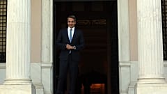 Ελλάδα: Την Παρασκευή βλέπει τους πολιτικούς αρχηγούς ο πρωθυπουργός για την ψήφο των αποδήμων