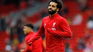 لاعب ليفربول محمد صلاح خلال الإحماء قبل المباراة 5 اكتوبر/ تشرين الأول 2019