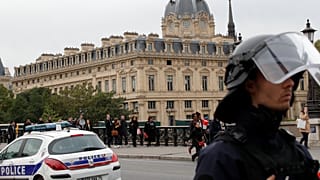 Polizistenmörder von Paris sammelte Infos über Kollegen auf USB-Stick