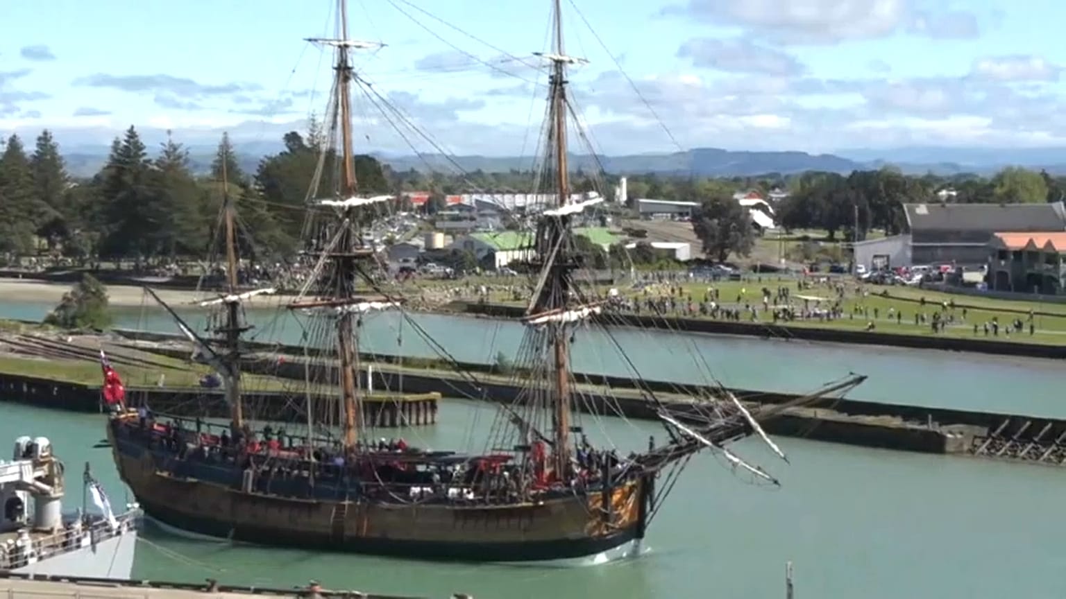 Polémica conmemoración del 250º aniversario de la llegada de James Cook a Nueva Zelanda